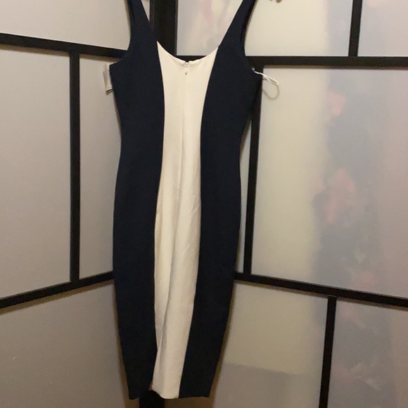 Elizabeth and James silhouette dress - Picture 2 of 6